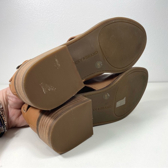 Lucky Brand Giovanna Cutout Camel Leather Adjustable Strap Studded Booties 7.5 - Picture 8 of 12